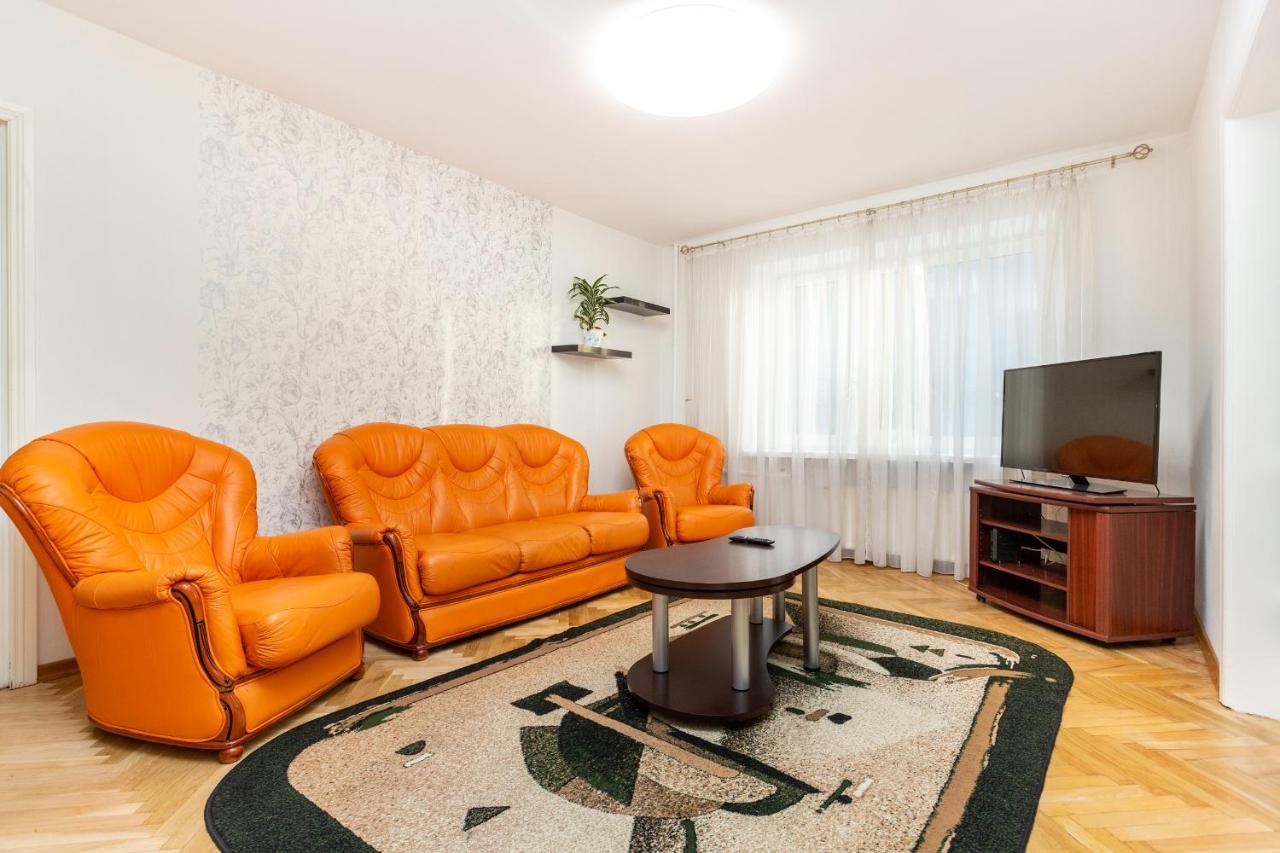 3 Room Central Apartmend 90M2 Parking For One Car Fifth Floor And The Building Does Not Have An Elevator تالين المظهر الخارجي الصورة